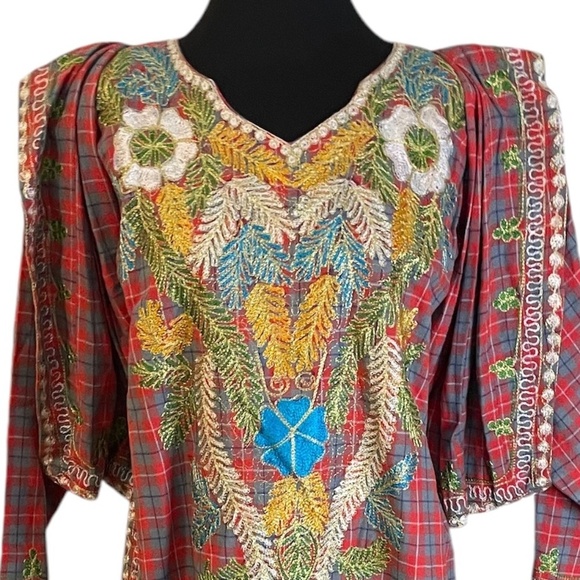 Vintage Handmade Embroidered Middle Eastern Kaftan- See measurements for Size - Picture 6 of 9